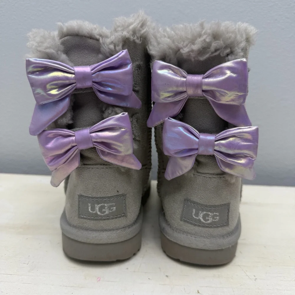 Ugg Grey Suede Bailey Purple Bow Short Boots Size 13